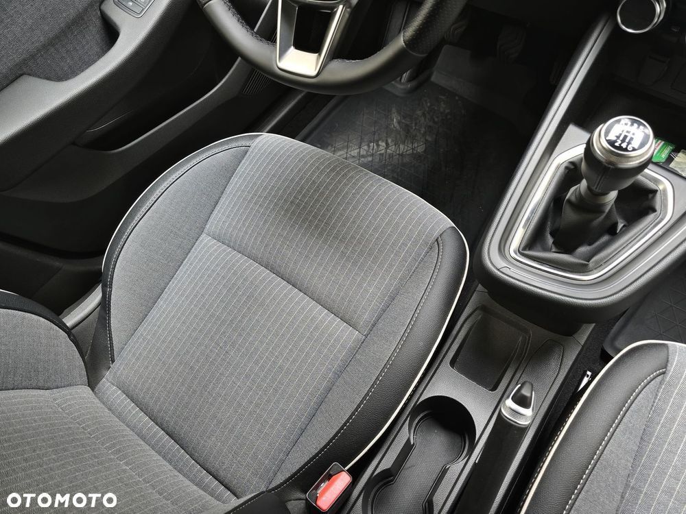 Renault Clio 1.0 TCe Techno - 24