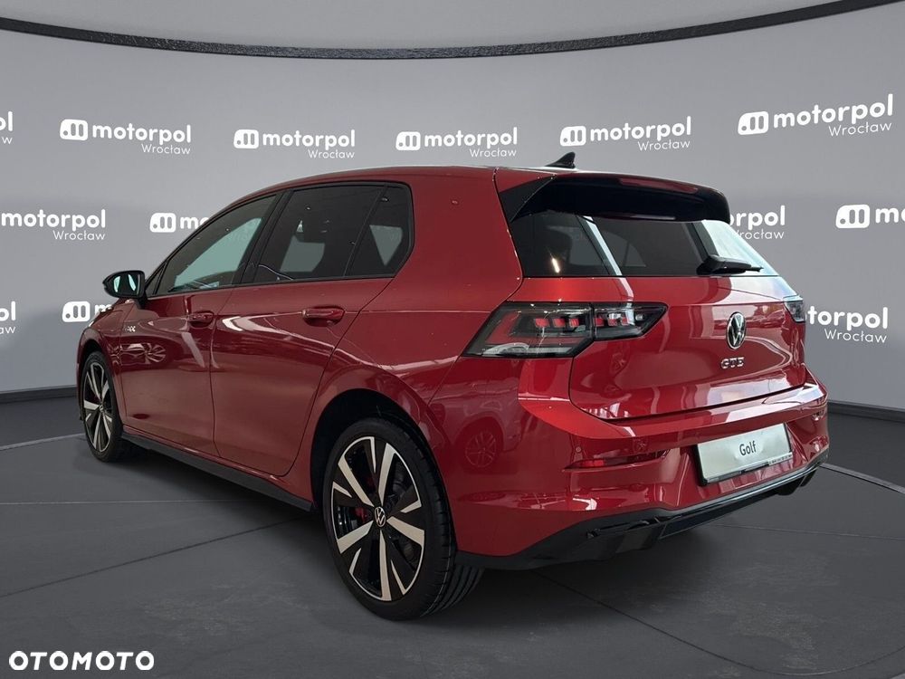 Volkswagen Golf - 3