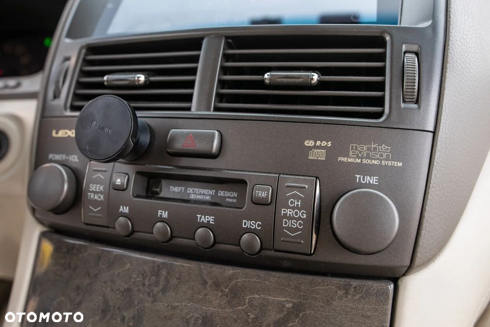 Lexus LS Prezydent - 28