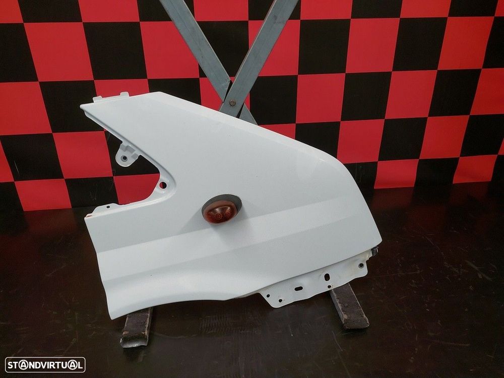 Guarda Lamas Direito Ford Transit Autocarro (Fd_ _, Fb_ _, Fs_ _, Fz_ - 1