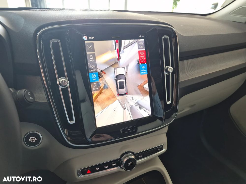 Volvo XC 40 B3 AT FWD MHEV Plus Dark - 26