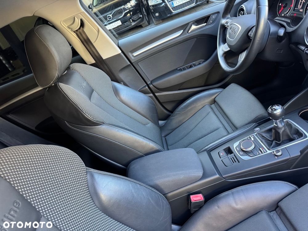 Audi A3 Sportback 2.0 TDI - 29