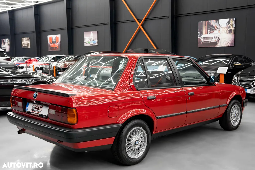 BMW Seria 3 - 18