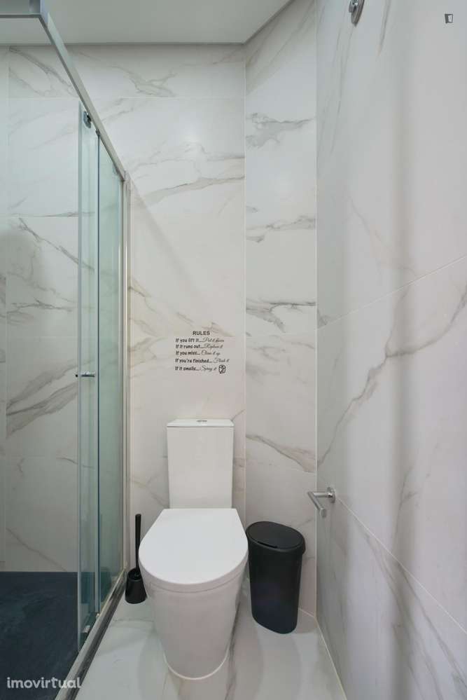 Quarto - localizado em Saldanha Lisbon - Grande imagem: 4/51