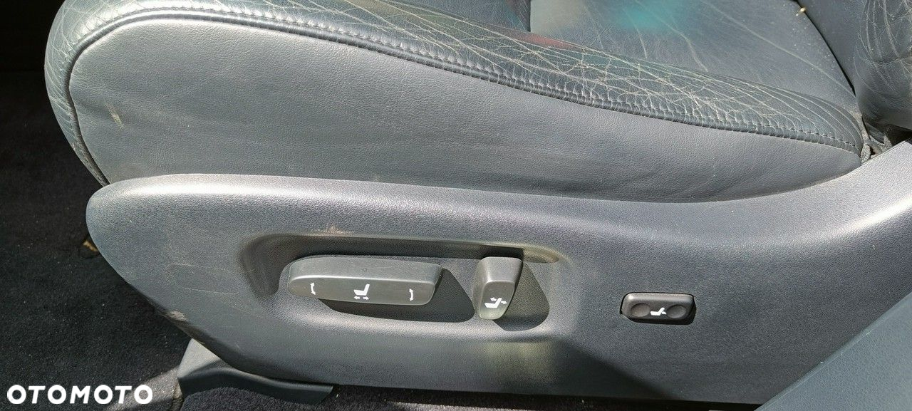 Lexus RX - 21