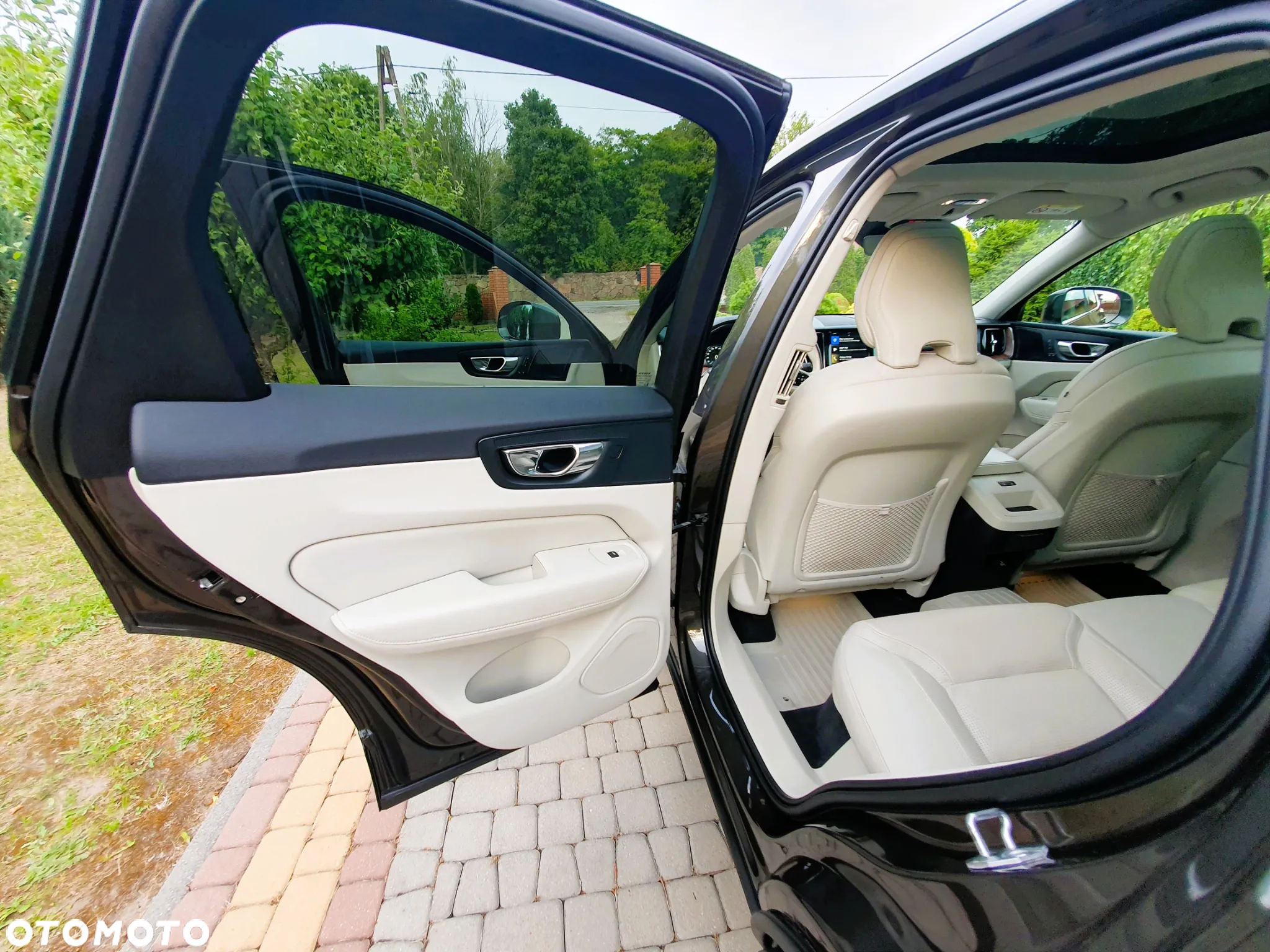 Volvo XC 60 D4 AWD Inscription - 26