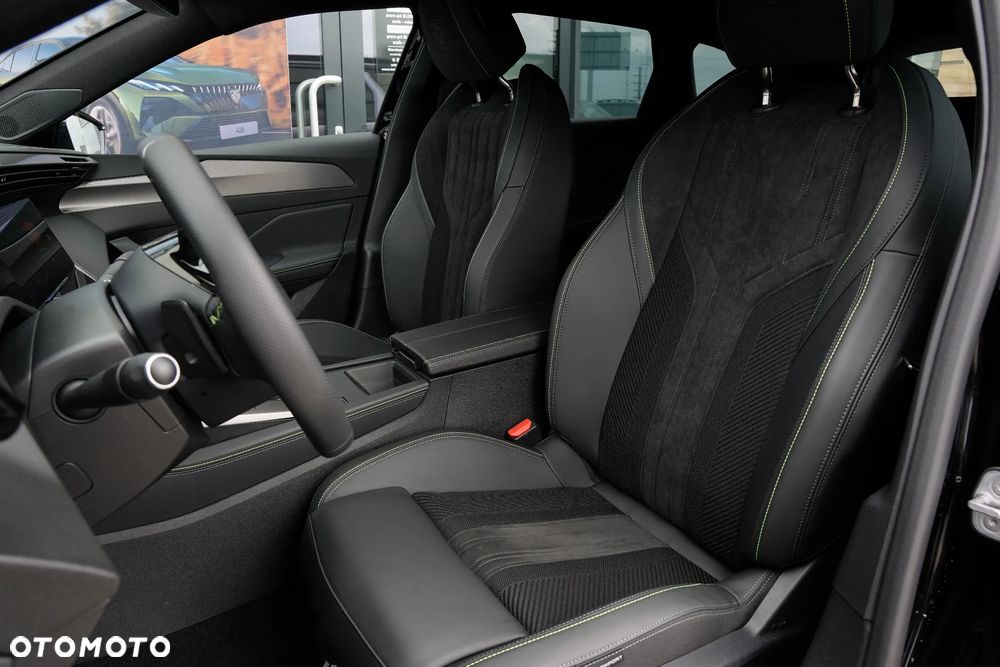 Peugeot 308 1.5 BlueHDi GT Exclusive S&S EAT8 - 8