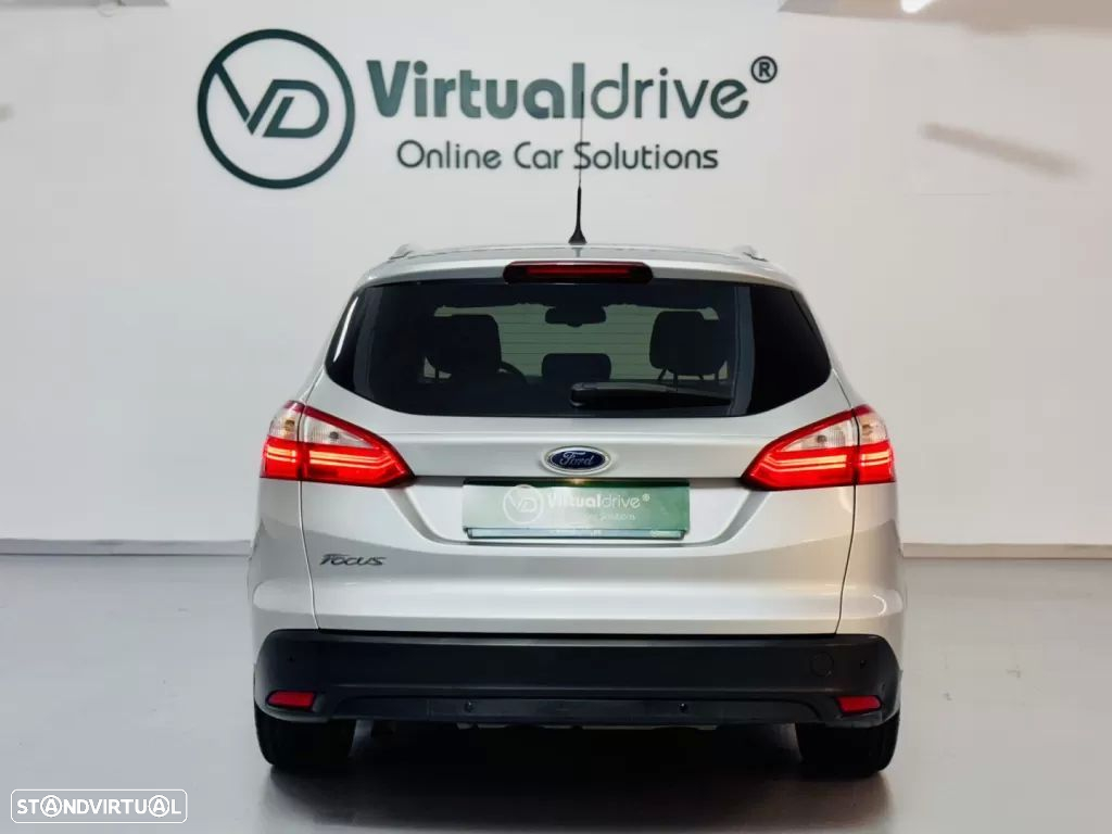 Ford Focus SW 1.6 TDCi Titanium Best - 8