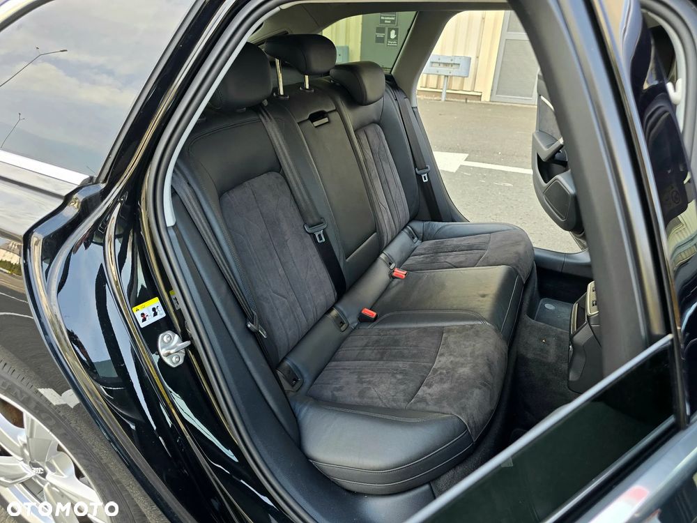 Audi A6 Avant 35 TDI mHEV Sport S tronic - 13