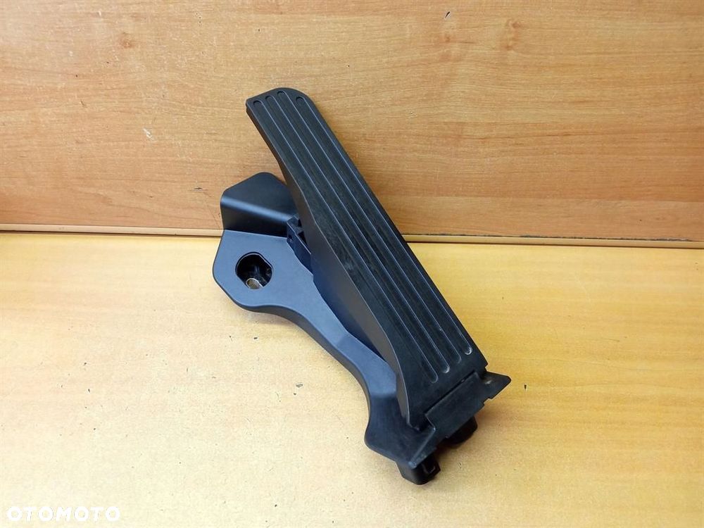 POTENCJOMETR GAZU VW SHARAN II 7N 1K1721503BC - 1