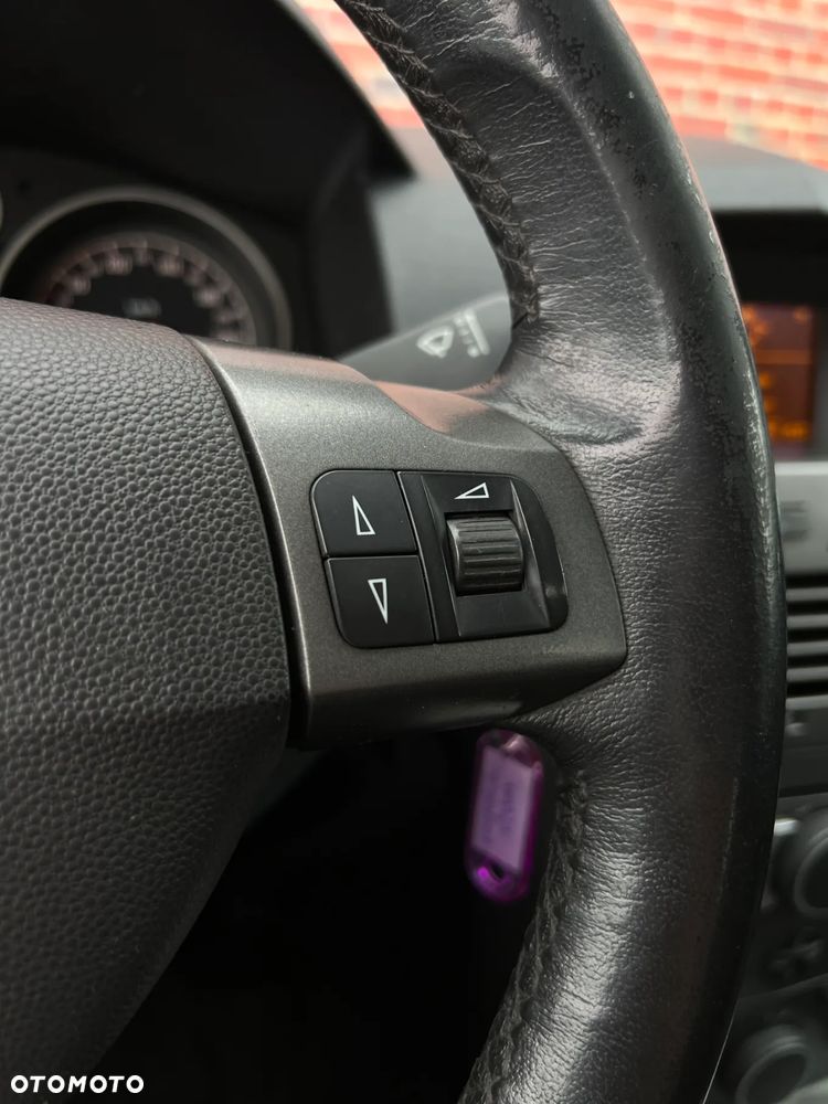 Opel Astra - 27