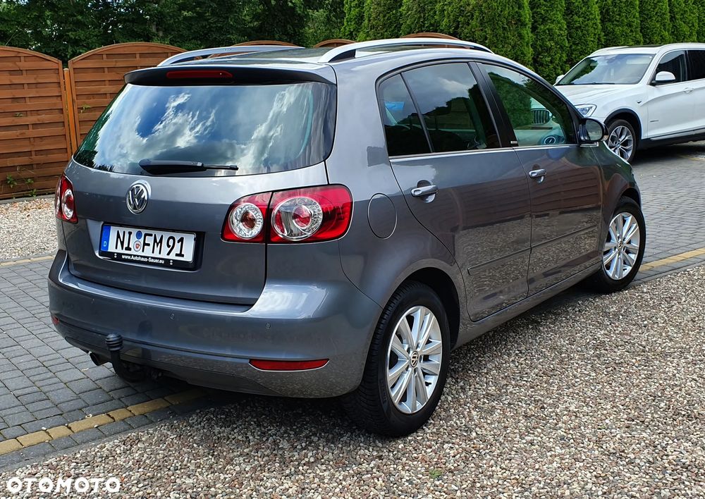 Volkswagen Golf Plus - 9