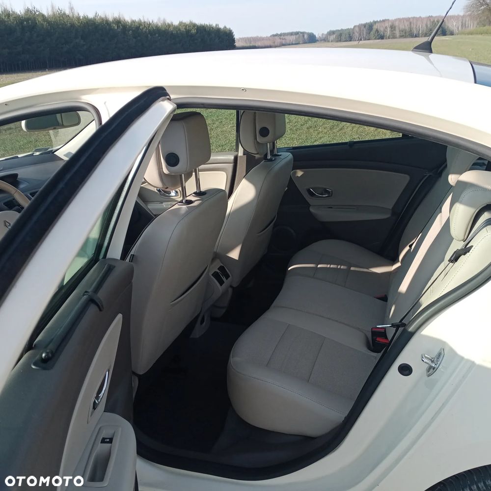 Renault Fluence 1.6 dCi Limited - 6
