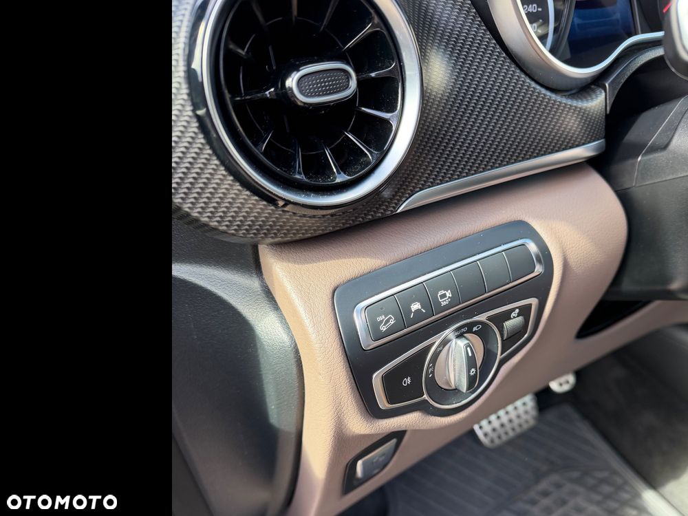 Mercedes-Benz Klasa V - 11