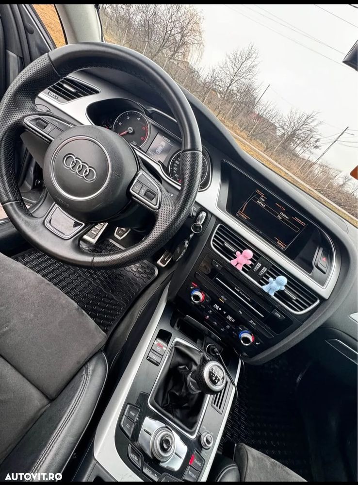 Audi A4 2.0 TDI DPF clean diesel quattro Ambiente - 4