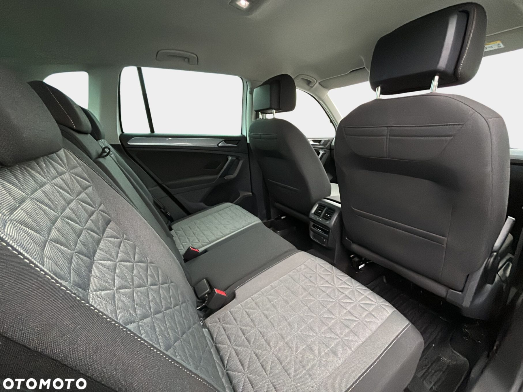 Volkswagen Tiguan 1.5 TSI EVO Life DSG - 11