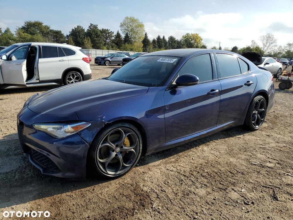 Alfa Romeo Giulia - 1