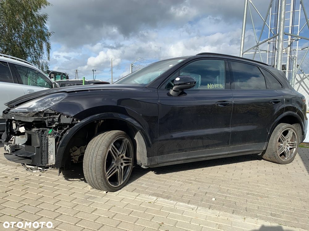 Porsche Cayenne Tiptronic S - 3