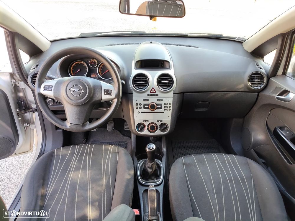 Opel Corsa 1.3 CDTi Enjoy - 19