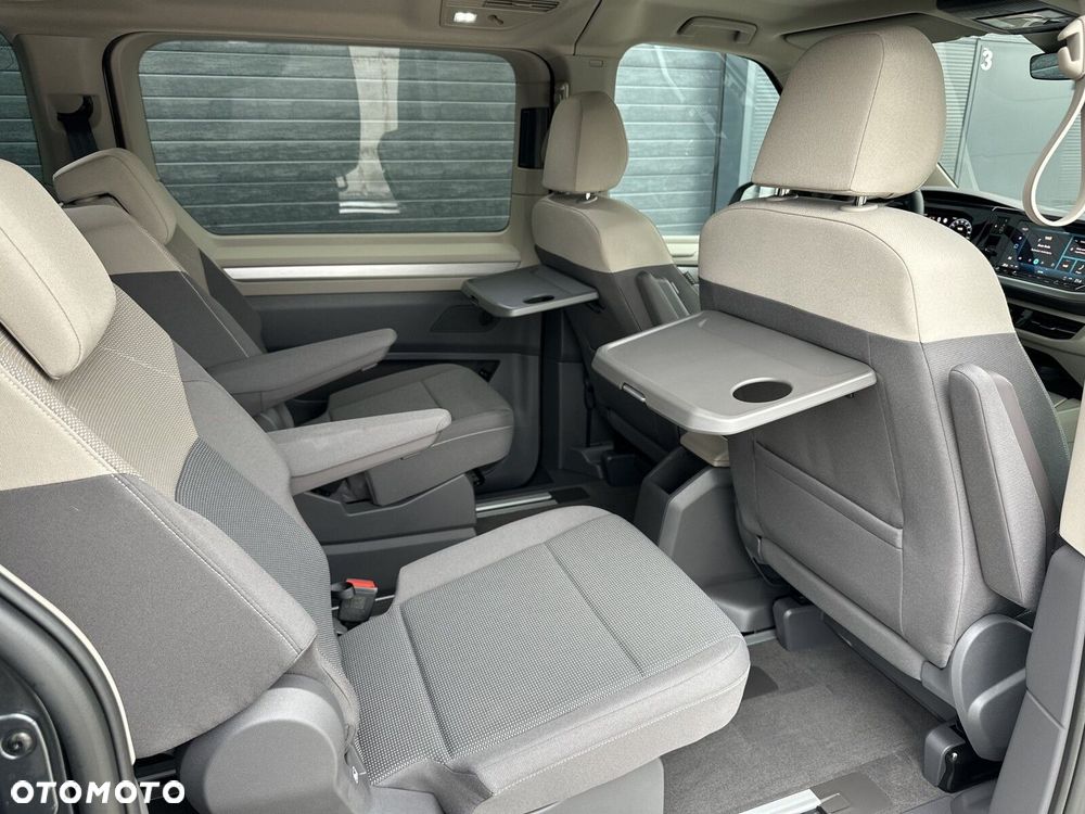 Volkswagen Multivan - 26