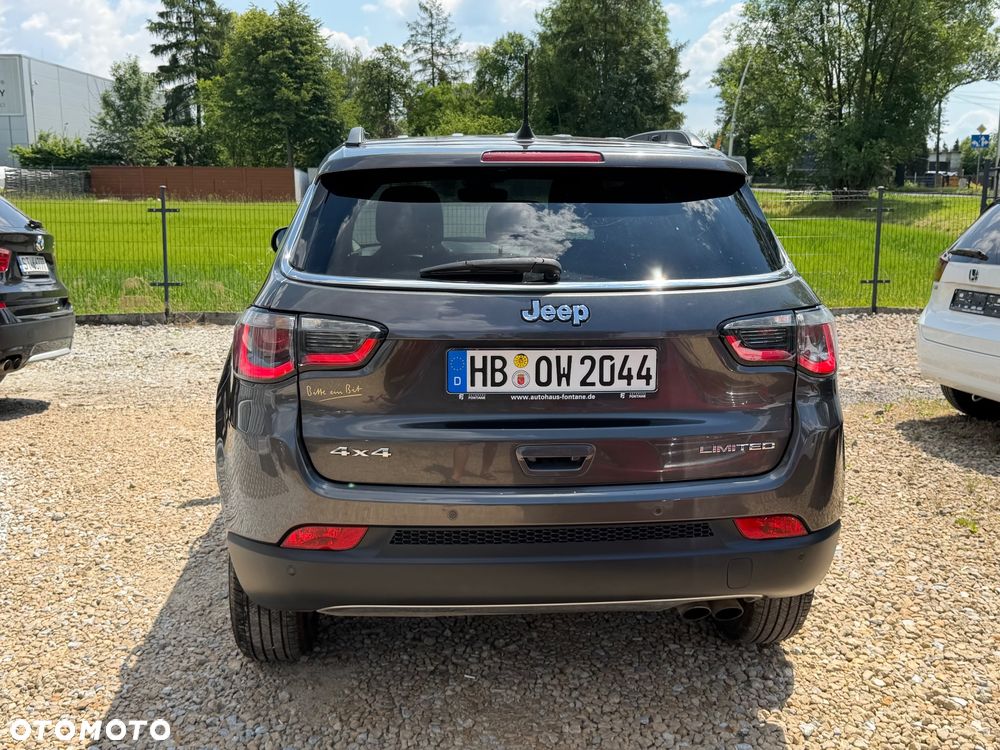 Jeep Compass - 18