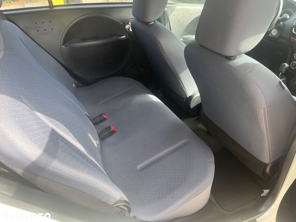 Peugeot iOn Active - 17