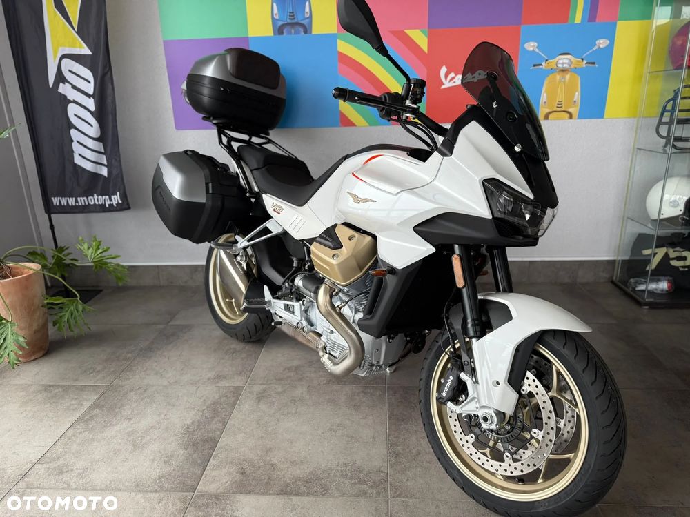 Moto Guzzi V100 Mandello - 2