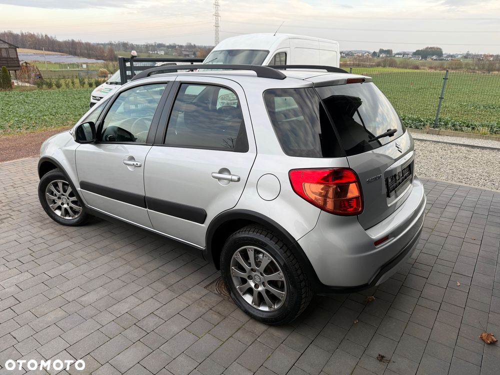 Suzuki SX4 - 5