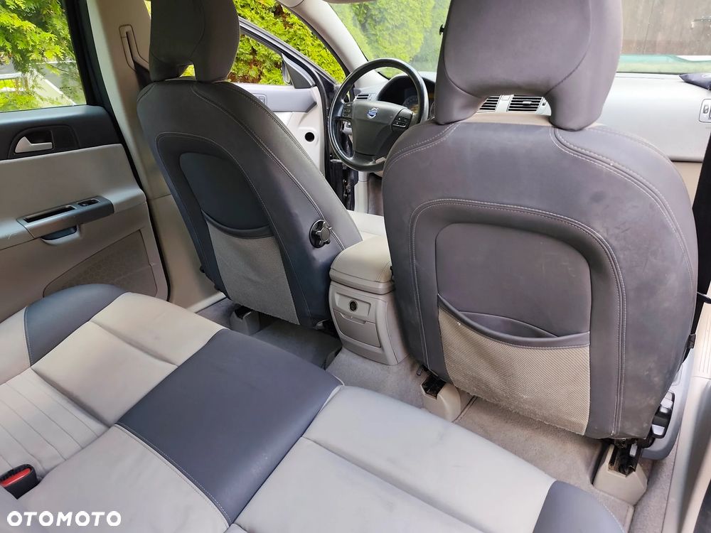 Volvo V50 1.8 - 21