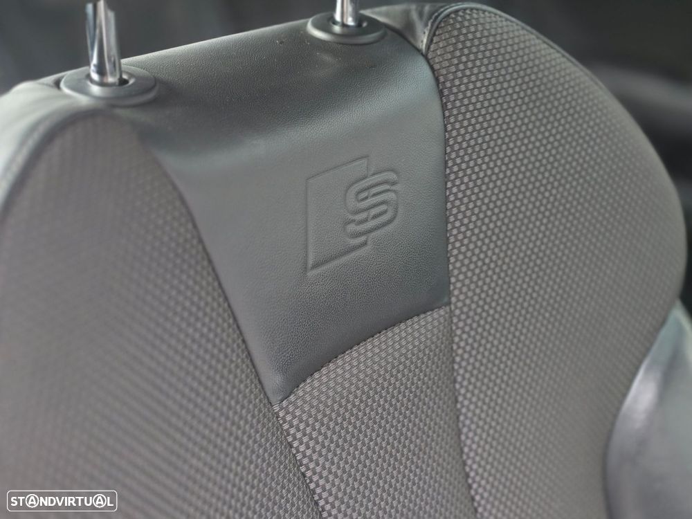 Audi A3 Limousine 1.6 TDI S-line S tronic - 4