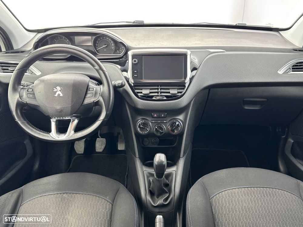 Peugeot 208 1.2 PureTech Allure - 10