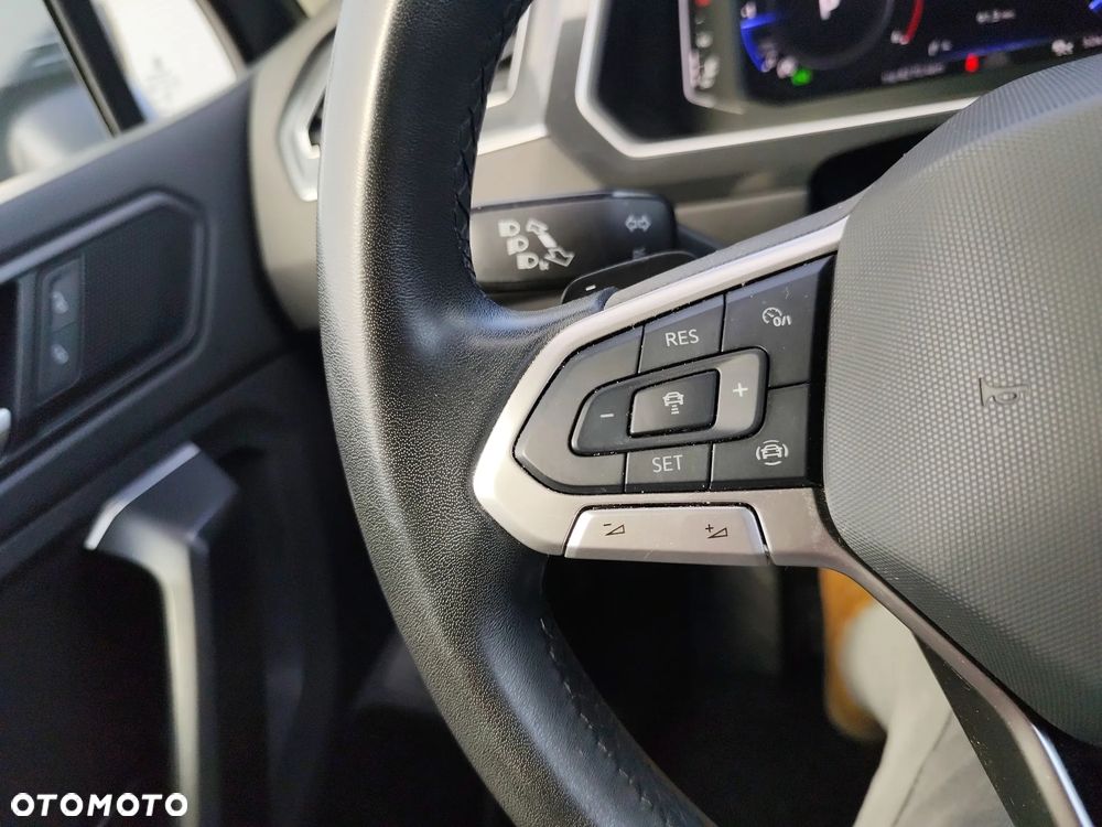 Volkswagen Tiguan 2.0 TDI SCR Elegance DSG - 22