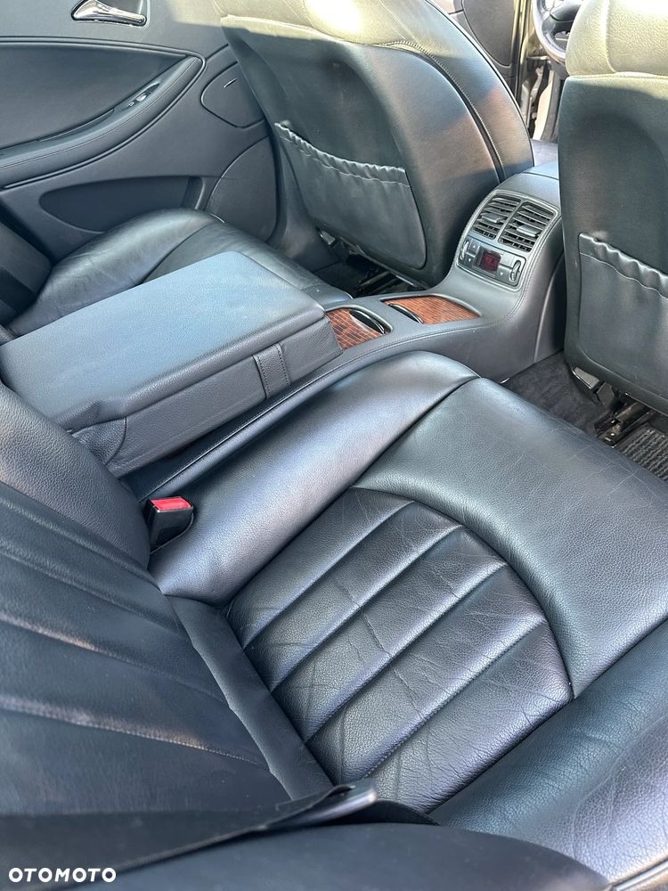 Mercedes-Benz CLS - 14