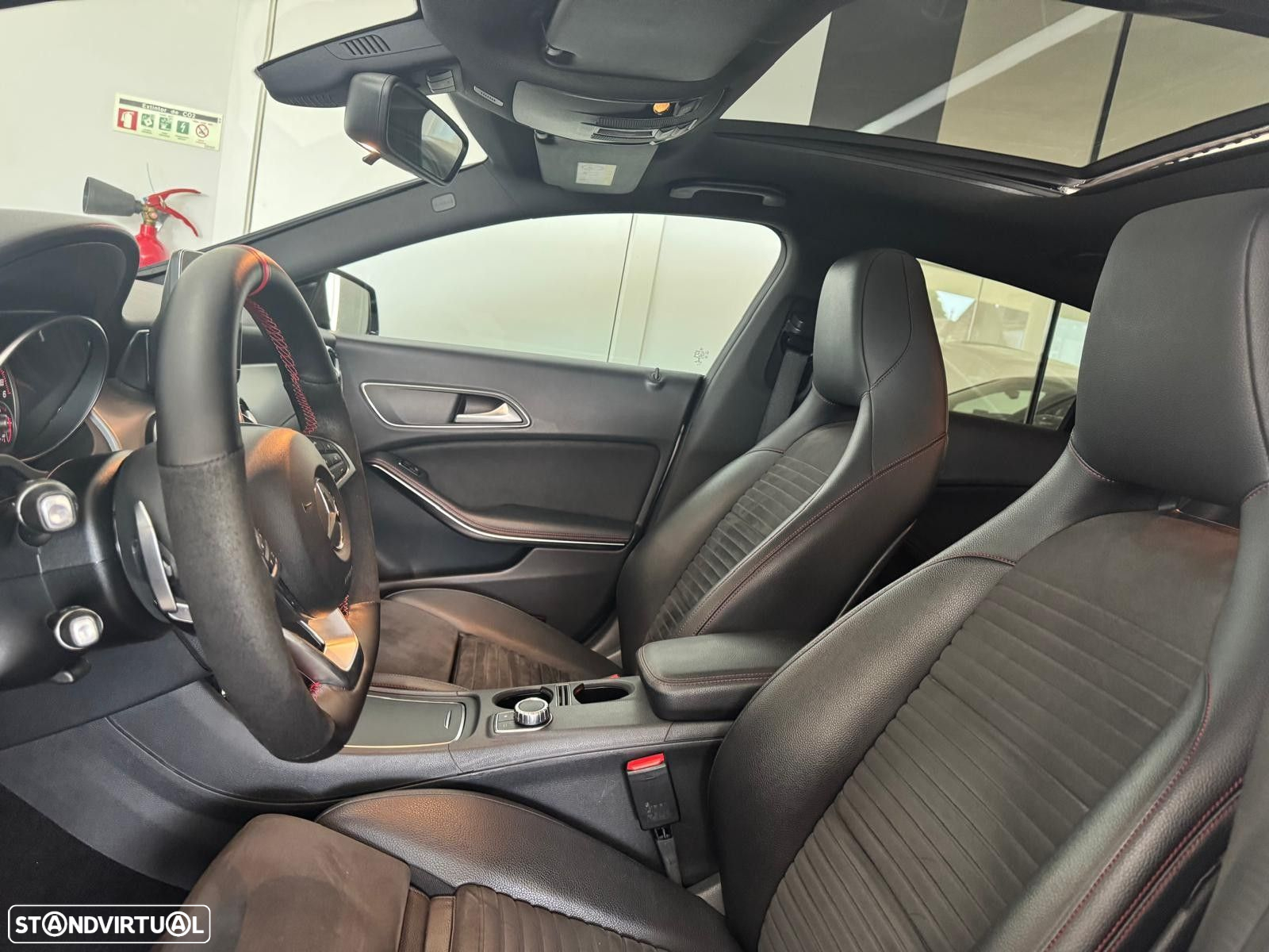 Mercedes-Benz CLA 200 Shooting Brake (CDI) d 7G-DCT AMG Line - 17