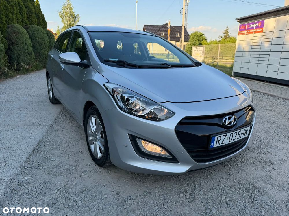 Hyundai i30 1.6 CRDi Premium - 12