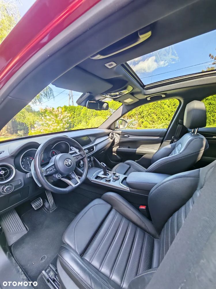 Alfa Romeo Stelvio 2.0 Turbo Veloce Q4 - 6