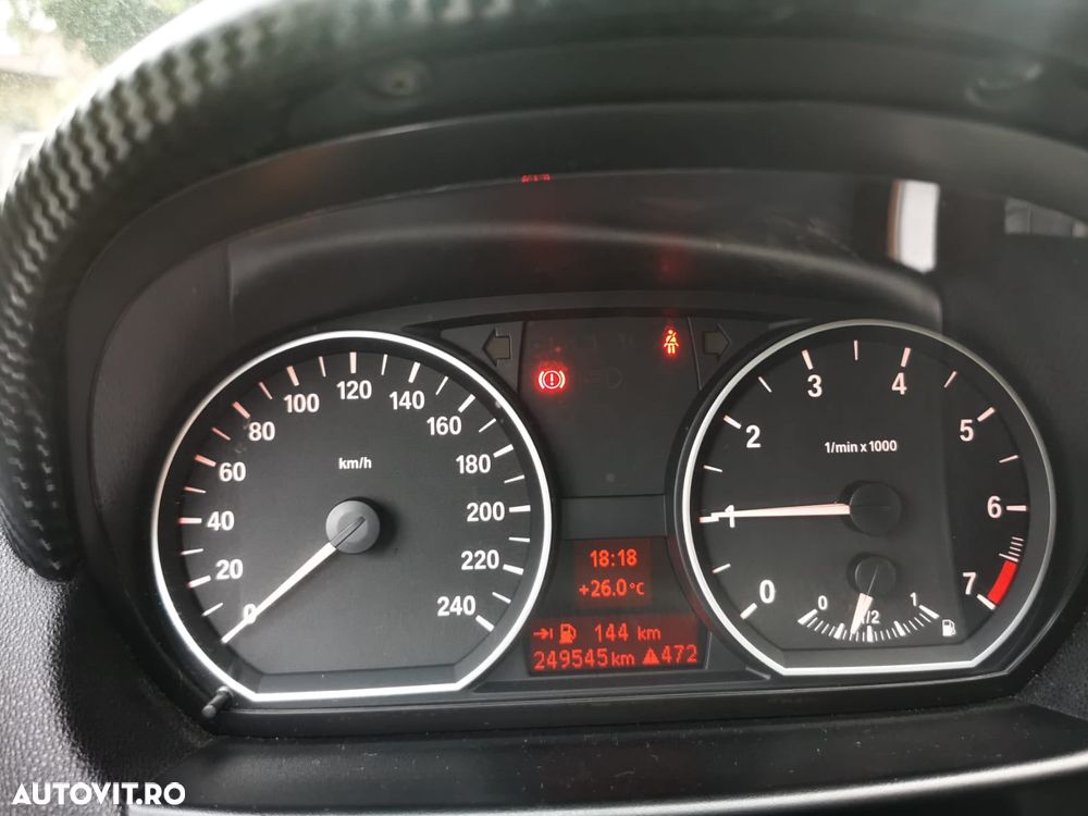 BMW Seria 1 118i - 5