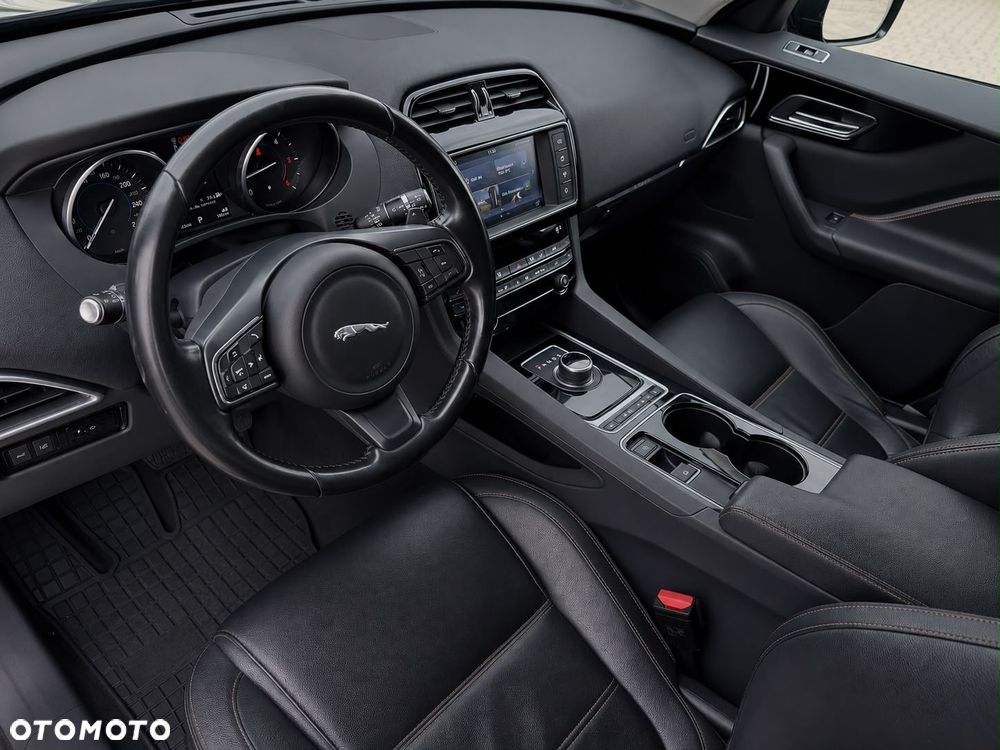 Jaguar F-Pace 2.0 i4D AWD Portfolio - 18