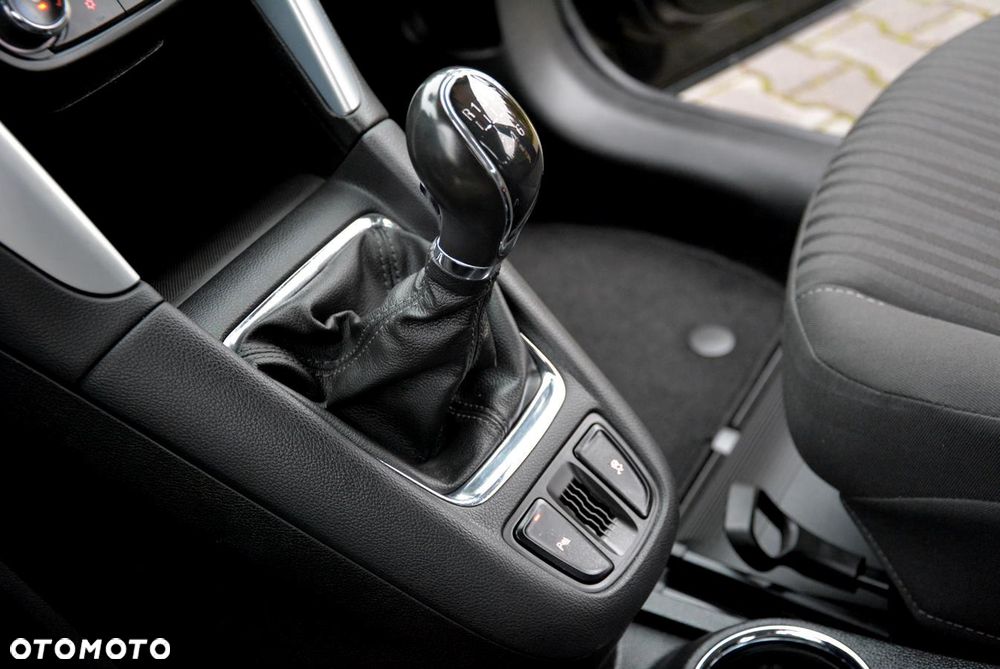 Opel Zafira 1.4 Turbo Business Innovation - 37