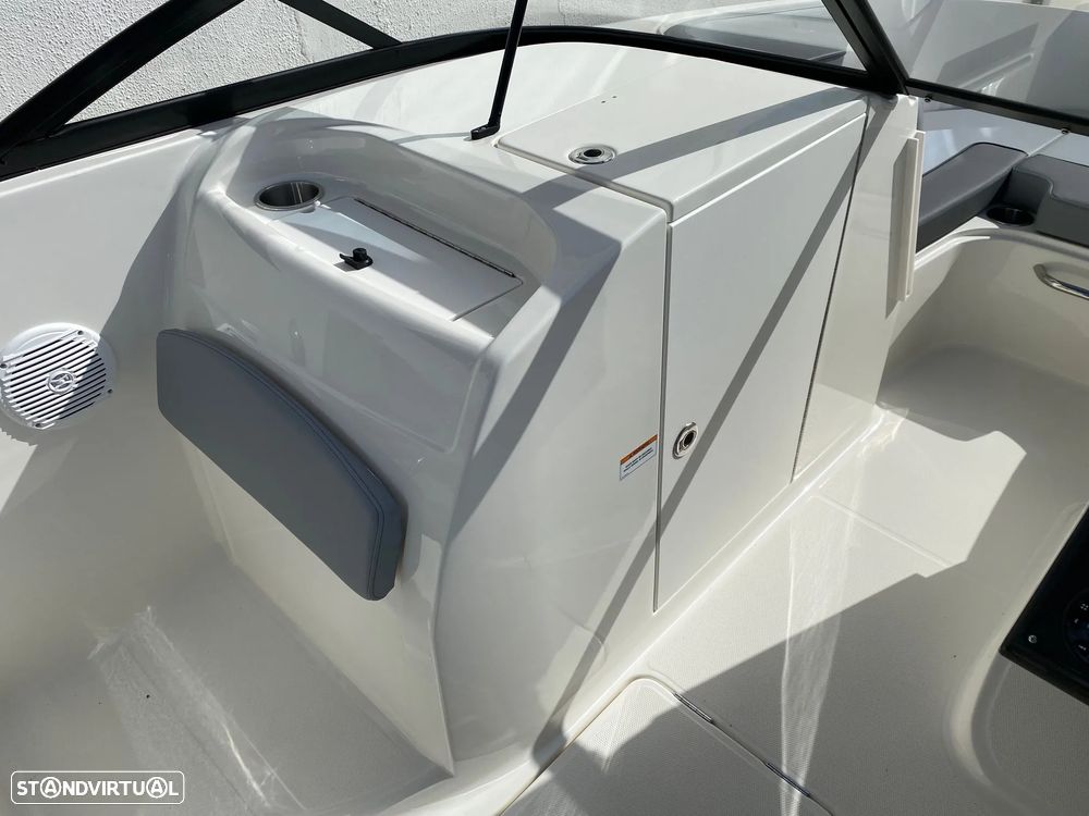 Bayliner VR6 OB - 20