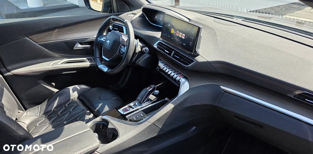 Peugeot 3008 1.5 BlueHDi GT Pack S&S EAT8 - 32