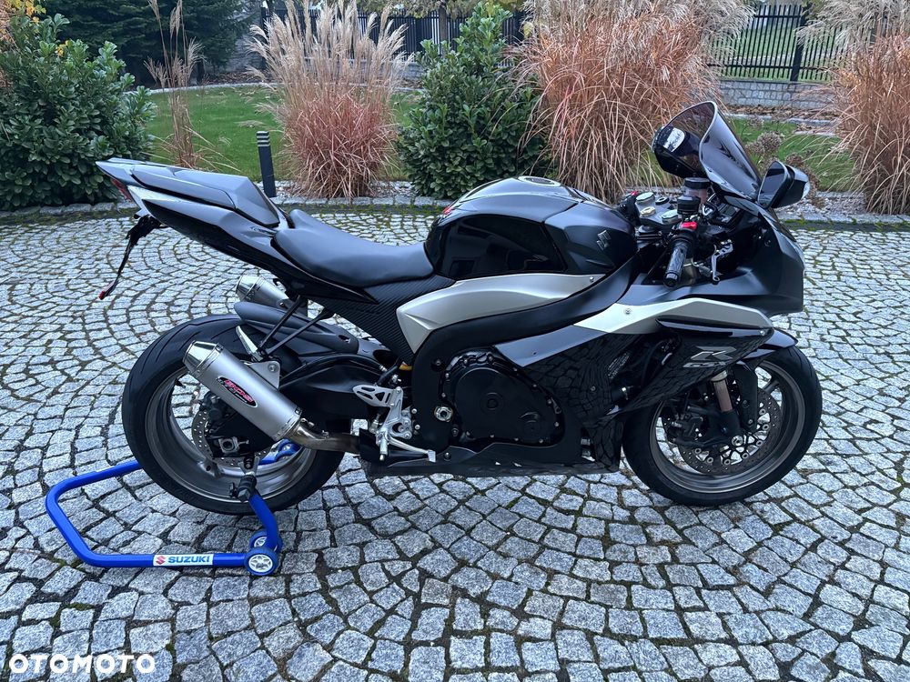 Suzuki GSX-R - 4
