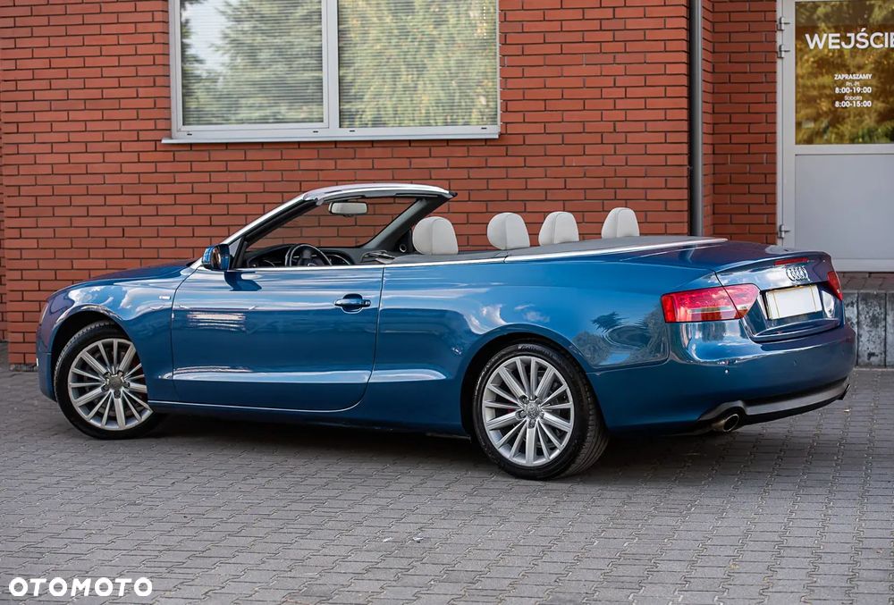 Audi A5 Cabrio 3.2 FSI quattro S tronic - 10
