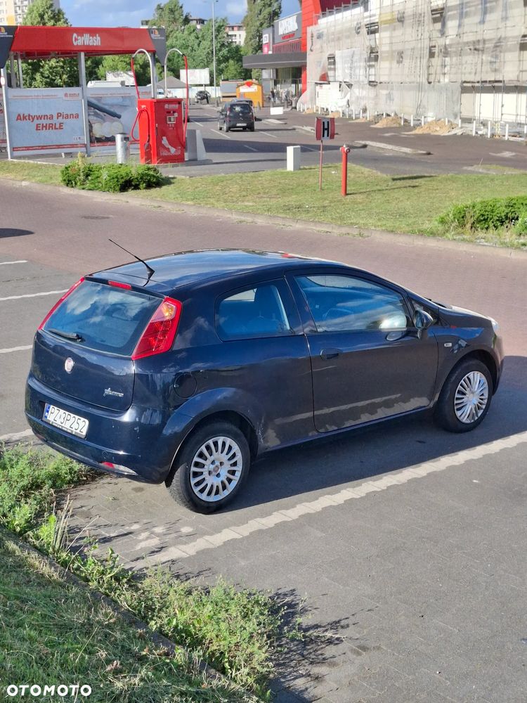 Fiat Punto 1.2 8V - 7