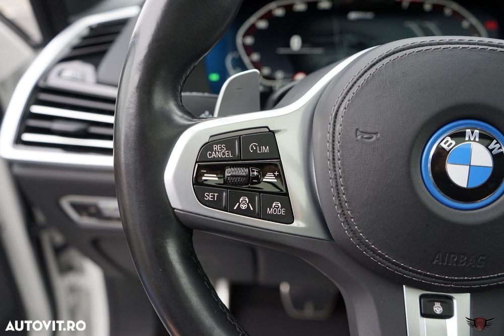 BMW X5 xDrive45e - 30