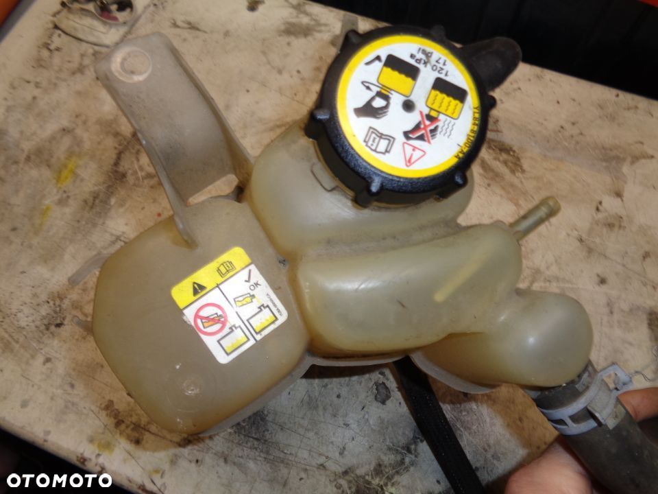 FORD MAVERICK 2,0  124KM ZBIORNIK WYROWNAWCZY MAZDA TRIBUTE - 3