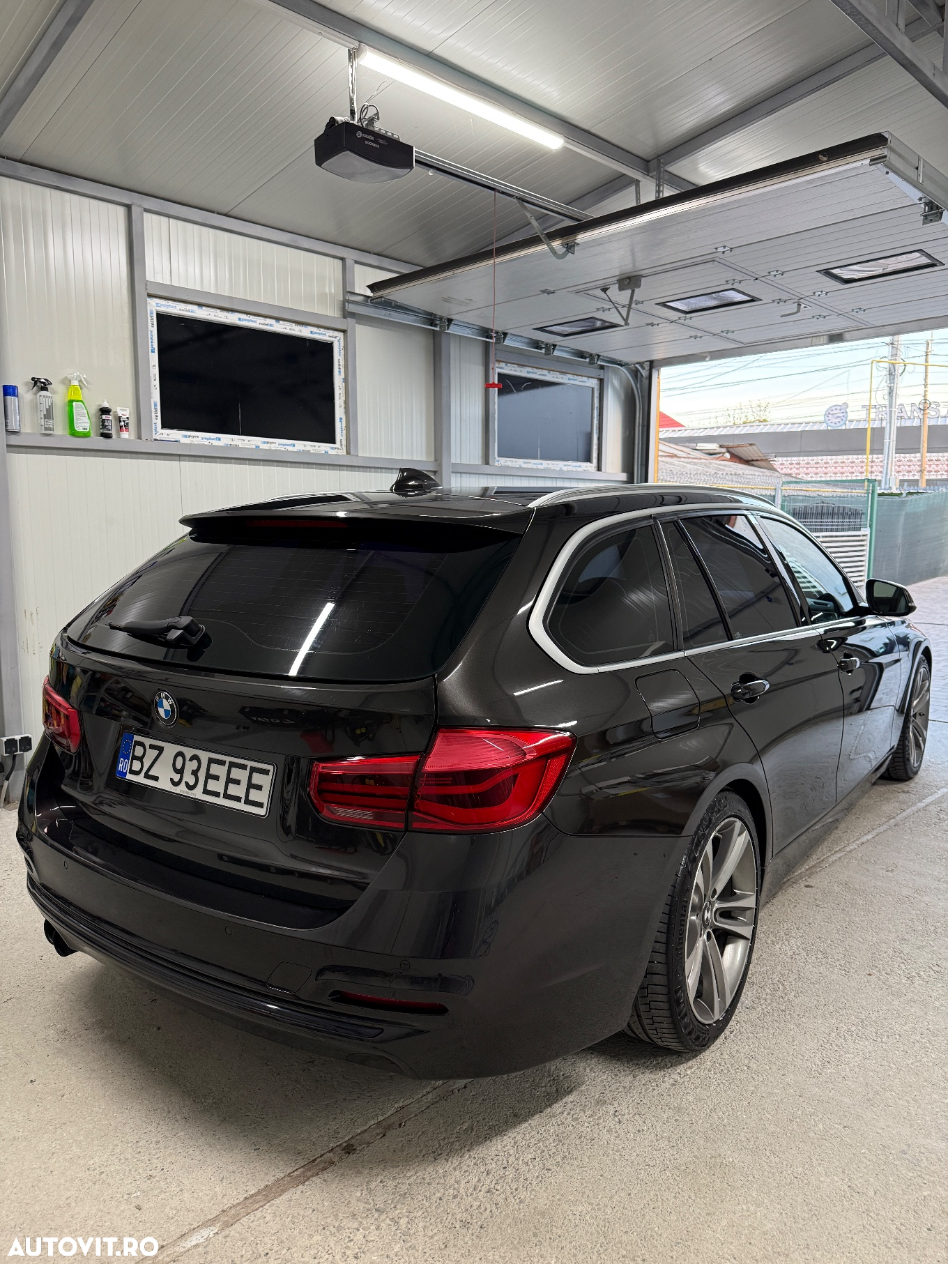 BMW Seria 3 320d Aut. Luxury Line - 30