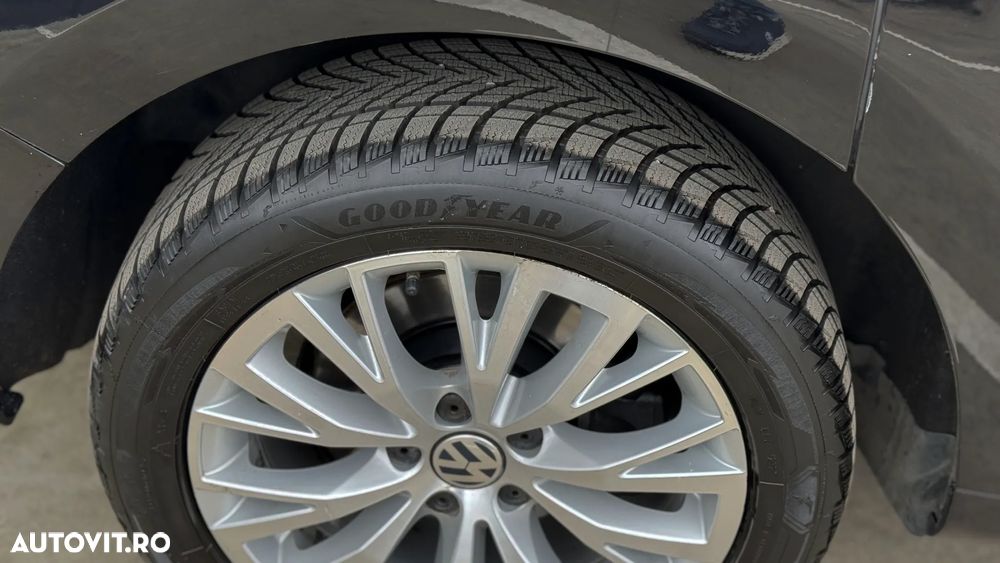 Volkswagen Sharan 2.0 TDI DSG (BlueMotion Technology) Highline - 28