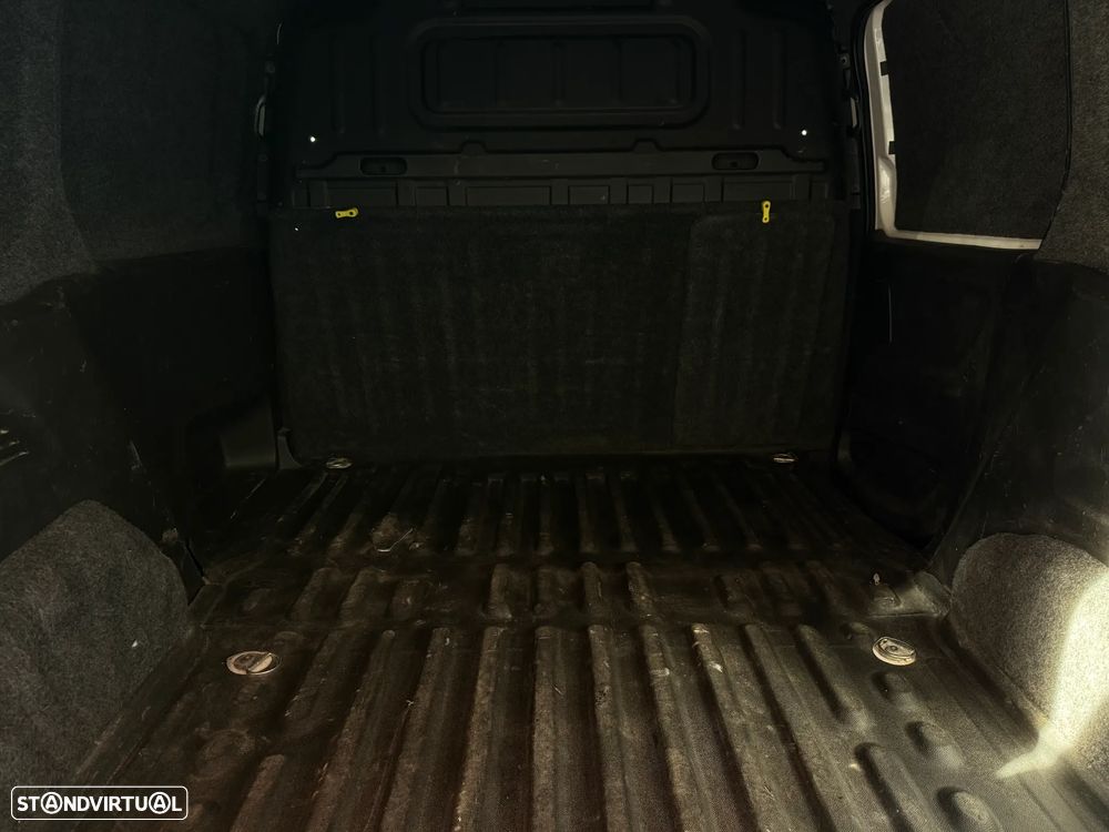 Peugeot Partner 1.5 BlueHdi L1 102Cv | CARPLAY | IVA DEDUTÍVEL - 22