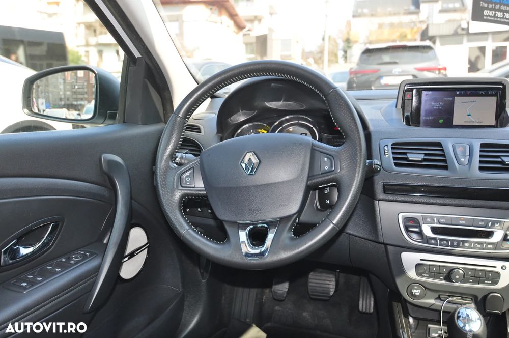 Renault Megane ENERGY dCi 130 BOSE EDITION - 17